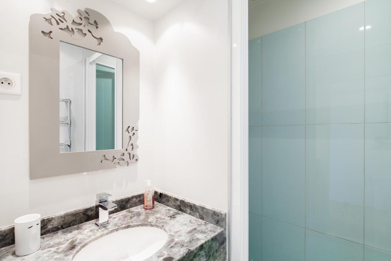 Emmanuel & Beatrice Bed & Breakfast Paris Bagian luar foto